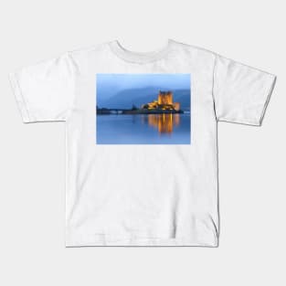 Eilean Donan Castle, Scotland Kids T-Shirt